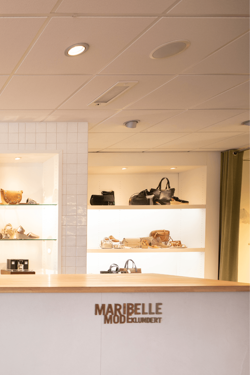 ONZE WINKEL IS EEN PLEK WAAR PERSOONLIJKE AANDACHT EN STIJL SAMENKOMEN